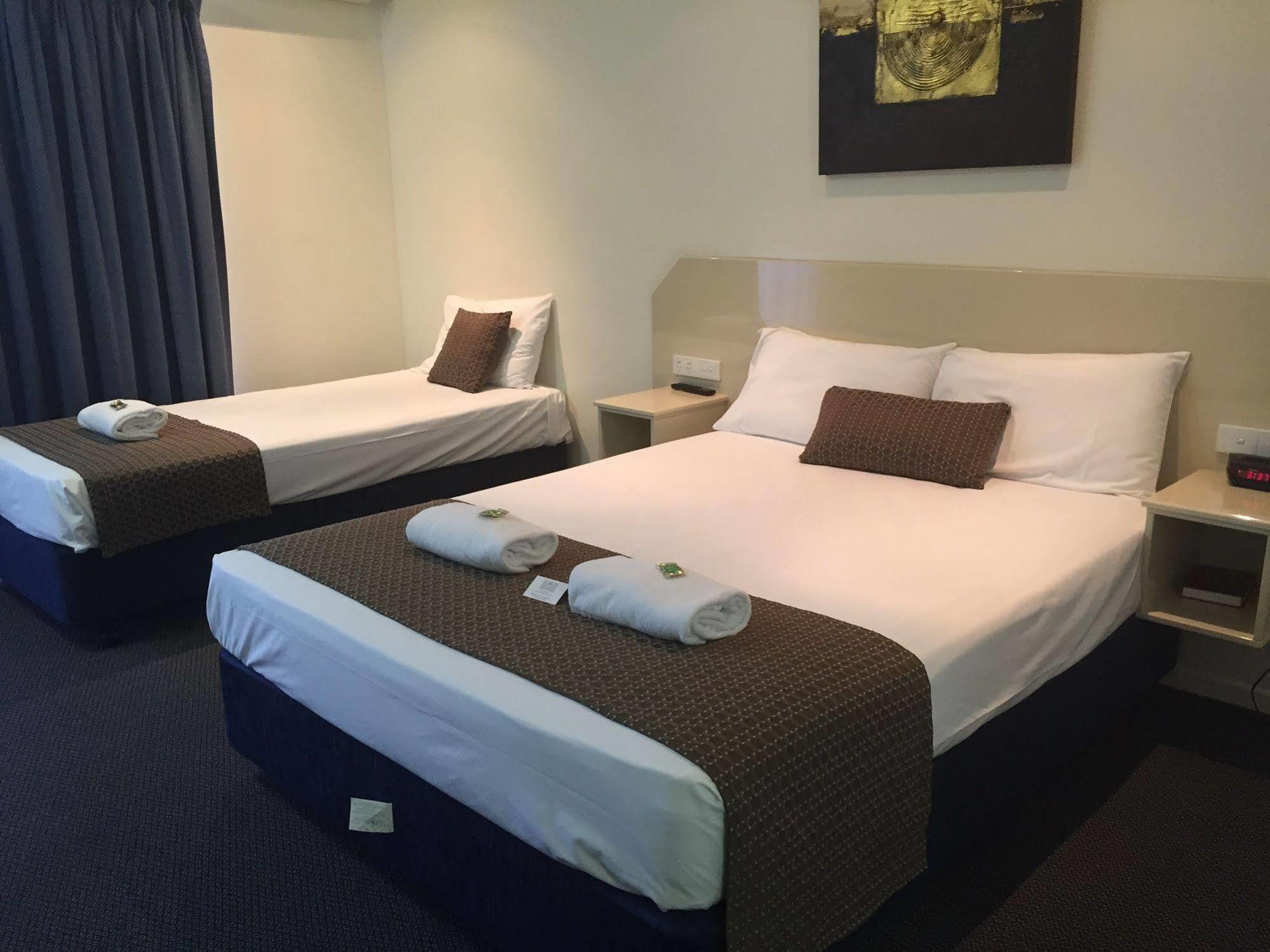 בואוון Bluewater Harbour Motel מראה חיצוני תמונה