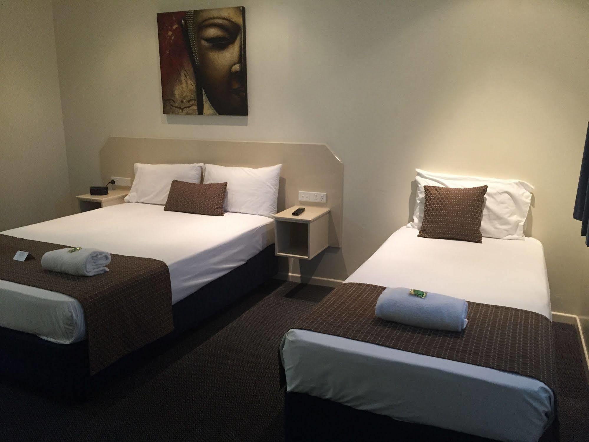 בואוון Bluewater Harbour Motel מראה חיצוני תמונה